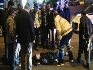 TAKSİNİN KAPISINA ÇARPTI