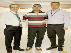 Riski göze alıp bacaklarına kavuştu