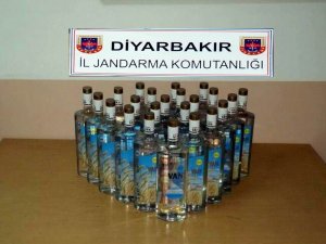 DİYARBAKIR’DA KAÇAK İÇKİ OPERASYONU
