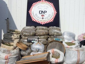 Diyarbakır’da 523 kilogram esrar maddesi ele geçirildi