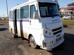 Siverek'te Trafik Kazası: 3 Yaralı