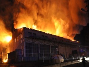 Bingöl'de tekstil fabrikasında yangın çıktı