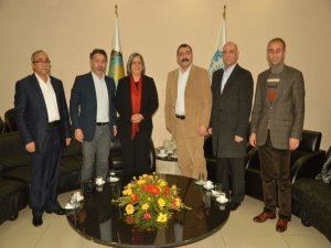 Savaş mağdurlarıyla dayanışma