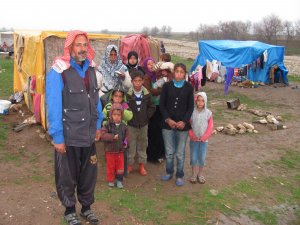 Malbata sûriyeyî li benda alîkariyê ye