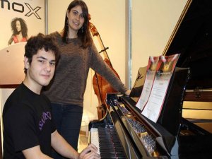 Piyanîstê sûriyeyî dê "awazên filîstînê" lê bi xe