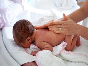 Sezaryenle doğum yapanlar özel hastaneleri tercih etti