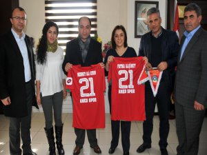 Amedspor yönetiminden Kayapınar Belediyesi’ne ziyaret