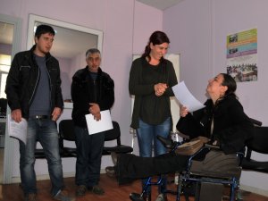 Kayapınar Belediyesi engellileri meslek sahibi yapıyor