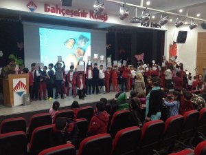 Çocuklarınızı telefonlardan uzak tututun