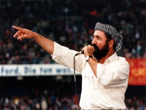 Perwer: Siyasette yer almayın