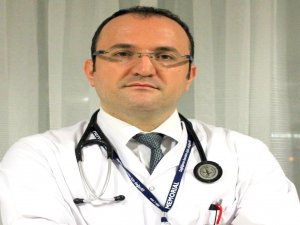 MEME KANSERİNDE HORMON TEDAVİSİ BAŞARI ŞANSINI ARTTIRIYOR