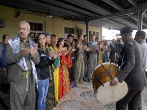 Barış treni Diyarbakır’da