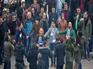 Karadenizliler Şeyh Said Meydanında Horon Tepti