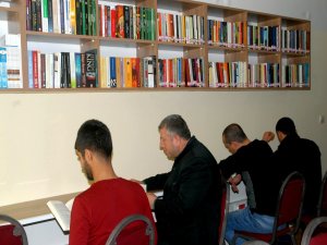 DİYARBAKIR’DA YÜKÜMLÜLER İÇİN KÜTÜPHANE AÇILDI