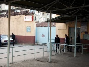 CEZAEVLERİ TIKA BASA DOLDU