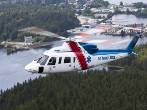 Merdivenden düşen çocuğun imdadına hava ambulansı yetişti