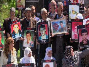 Kayıp yakınları 324. Kez oturdu