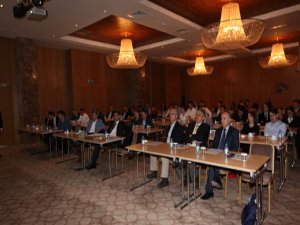 KADIN DOĞUM UZMANLARI DİYARBAKIR’DA BULUŞTU