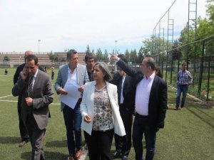 BÜYÜKŞEHİR BELEDİYESİ, HALKIN SPOR YAPABİLMESİ İÇİN ARAZİ ARIYOR