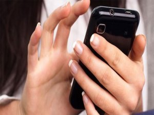 SMS isyanı: Böyle bir şey yok, ücretsiz olmalı