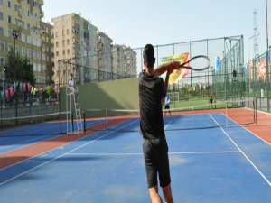 Kayapınar Belediyesi 4.tenis turnuvası başladı