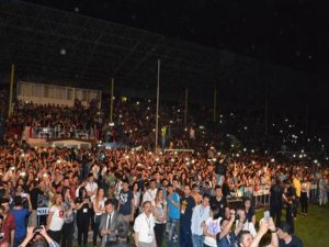 Rafet El Roman ve Ezo Siirt'te konser verdi