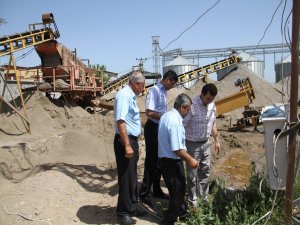 BİSMİL BELEDİYESİ İKİ KUM OCAĞINI MÜHÜRLEDİ