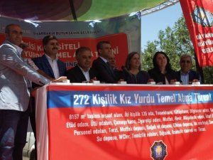 Diyarbakır Büyükşehir Belediyesinden kız öğrencilere yurt