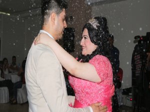 Mutluluğa ilk adımlarını attılar