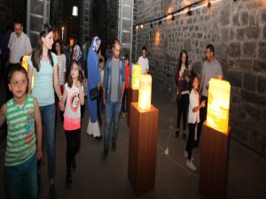 “BIRATÎ-KARDEŞLİK” SERGİSİNDE KARDEŞLİK NİDALARI YÜKSELDİ