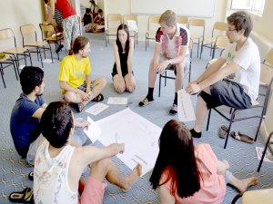 8 ÜLKEDEN 30 GENÇ DİYARBAKIR’DA