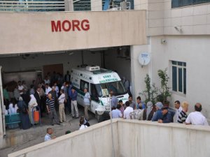 Muhammedzade'nin cenazesini alamayan kitle oturma eylemi başlattı