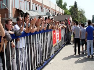 Tofaş'ta 142 işçi işten atıldı