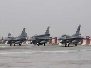 DİYARBAKIR’DAKİ JETLER, SURİYE İÇİN 'KIRMIZI' ALARMA GEÇTİ.