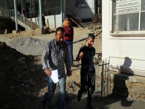 ŞIRNEX –Dema binçavkirina 4 zarokên di encama êrîşên leşkeran a li Roboskê de hatî binçavkirin, hat dirêjkirin.