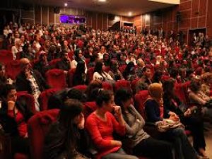 DİYARBAKIR'IN TİYATRO VE SİNEMAYI SEVEN BİR KENT