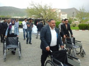 TSD RAMAZAN PAKETİNİ AİLELERE ULAŞTIRDI