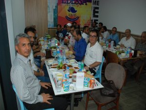 BASIN MENSUPLARI FORM DİYARBAKIR'DA İFTARDA BULUŞTU