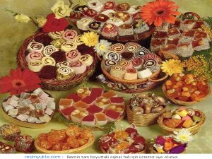 Yaşlılar lokumcu gençler şekerci