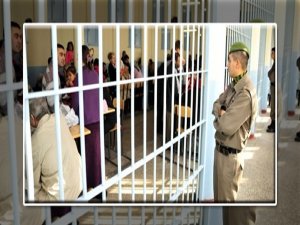 Cezaevlerinde açık görüş bayram sonrasına kaldı