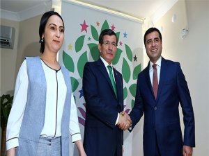 Eşbaşkanlardan Demirtaş ve Yüksekdağ'a destek