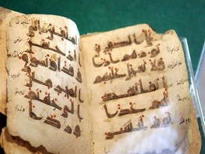400 yıllık Kur'an-ı Kerim'i satmaya çalıştılar