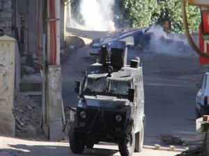 SİLVAN’DAKİ 3 MAHALLEDE SOKAĞA ÇIKMA YASAĞI İLAN EDİLDİ