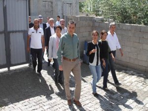 Taranan sokakta inceleme yapıldı