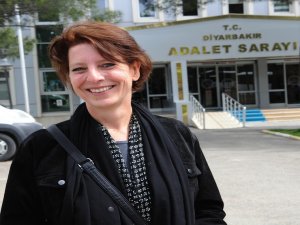 Hollandalı gazeteci Geerdink yine gözaltında