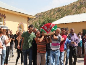 TALİHSİZ KADIN TOPRAĞA VERİLDİ