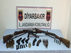 SİLAH KAÇAKÇILARINA BİR DARBE DAHA