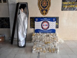 Cenaze aracı değil, eroin nakil aracı