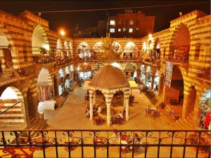 Olaylar esnafı vuruyor!