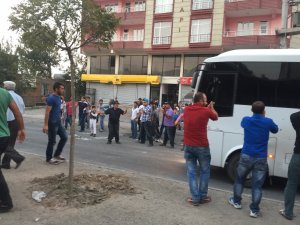 YASAĞIN KALKMASINDAN SONRA SOKAĞA ÇIKAN VATANDAŞA GAZ BOMBASI